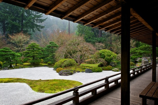 zen japonés plantas grava casa madera