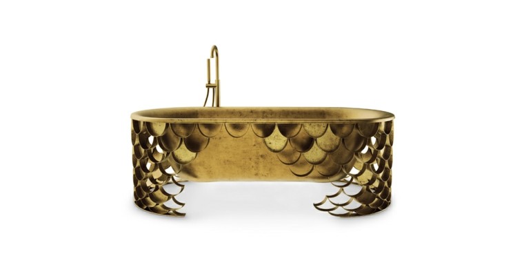 baños lujosos bañera dorada koi
