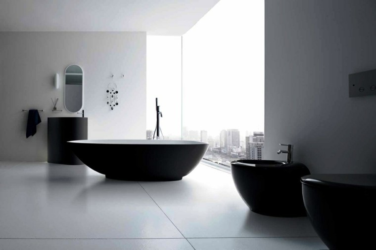 bonito baño minimalista blanco negro