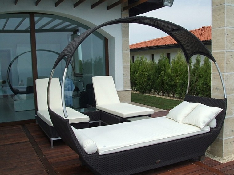 sofa cubierto de mimbre negro cama sofa cubierto mimbre negro