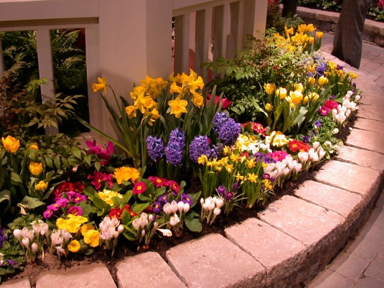 colores y diseño de jardines vivo jardinera amarillo