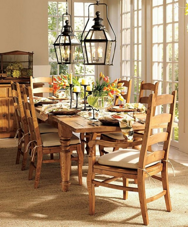 comida mesa decorada jarron cristal lamparas tulipanes