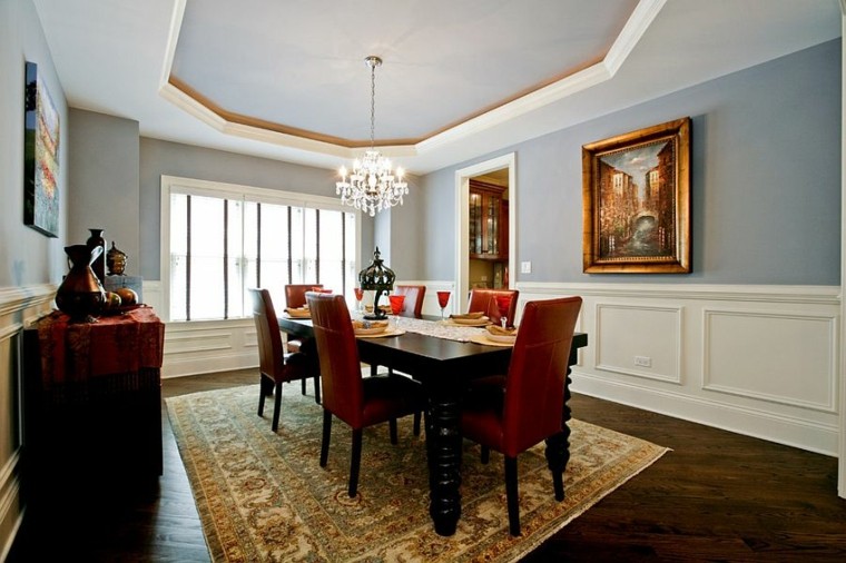 decoración de interiores y color tono claro cuadro dorado