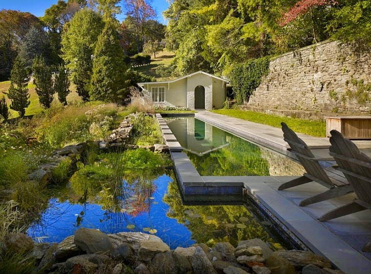 estupenda piscina bio casa muro