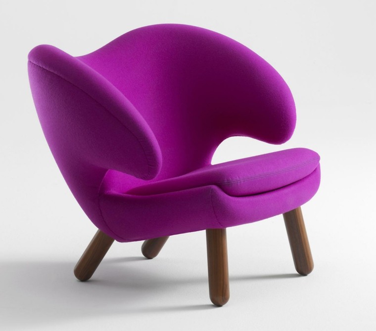 estupendo sillon color rosa furcia