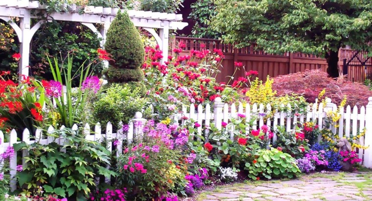 Resultado de imagen para FLORES Y PLANTAS