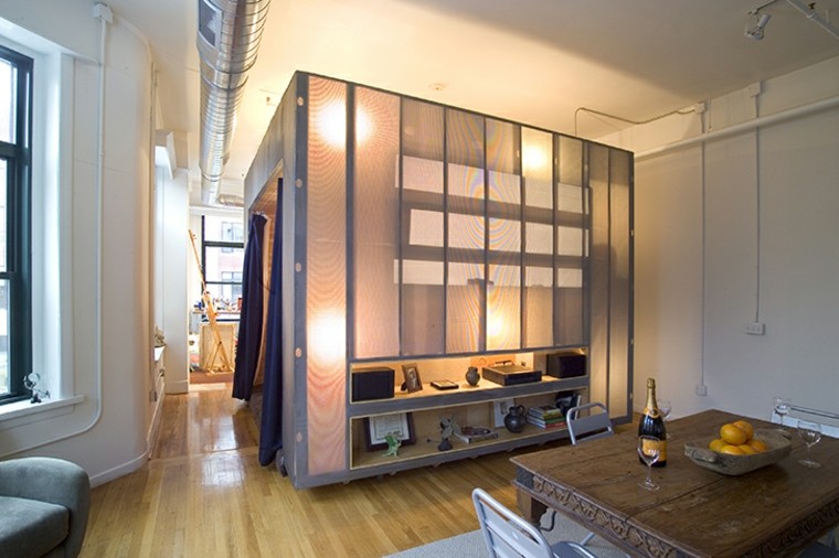 habitacio pared tejido pequena idea cortinas azul