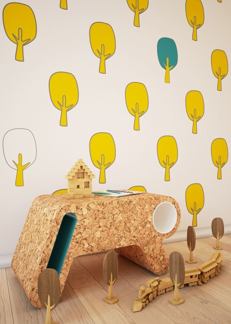 ideas creativas papel pared amarillo juguetes madera arboles