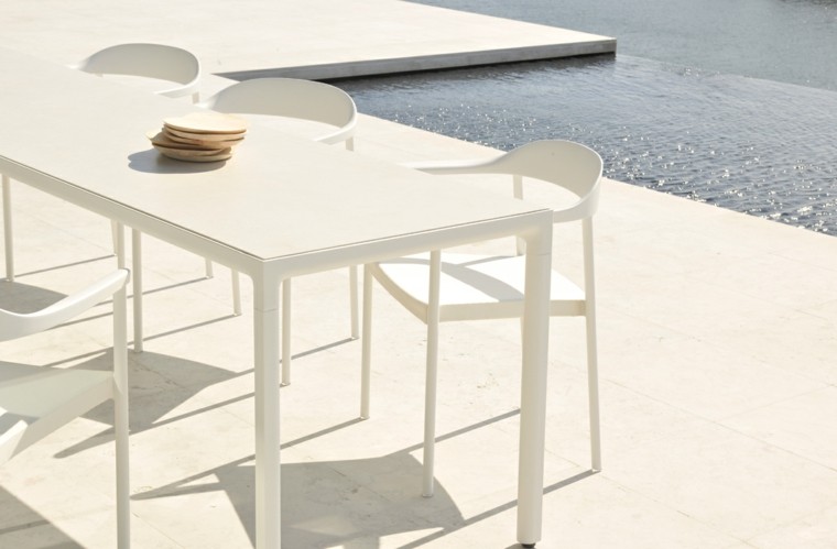 imagen cerca sillas mesa diseño estilo nueva coleccion