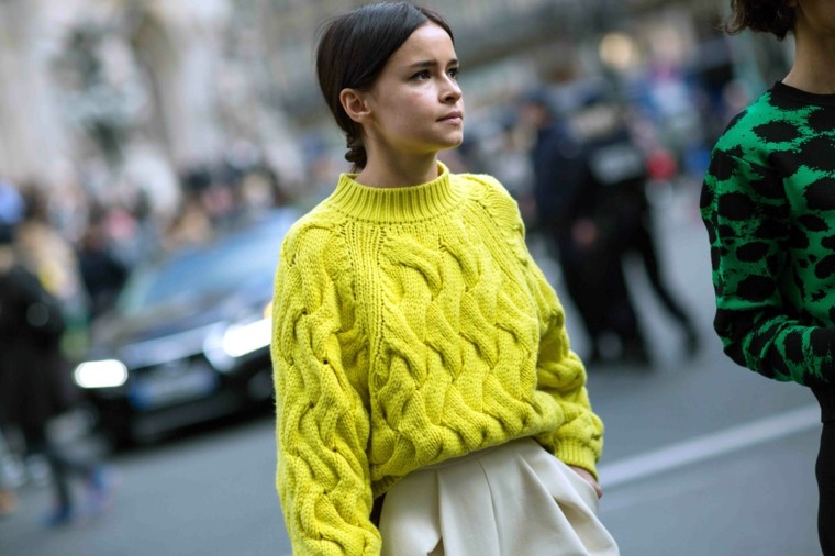 jersey amarillo ancho falda beige