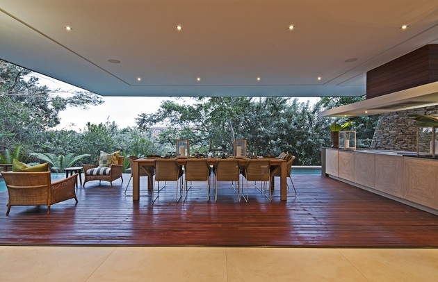 mesa comedor suelo madera terraza