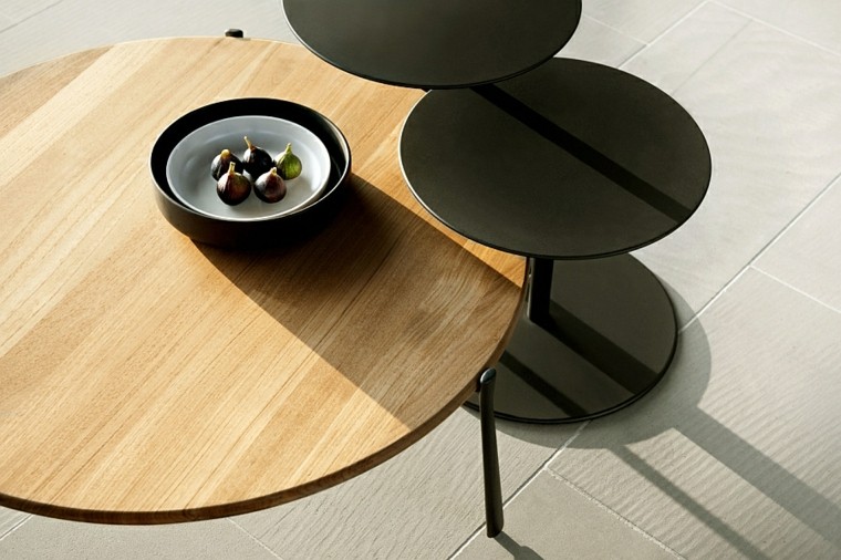 mesas distinto tamaño forma circular matrial madera modernas 