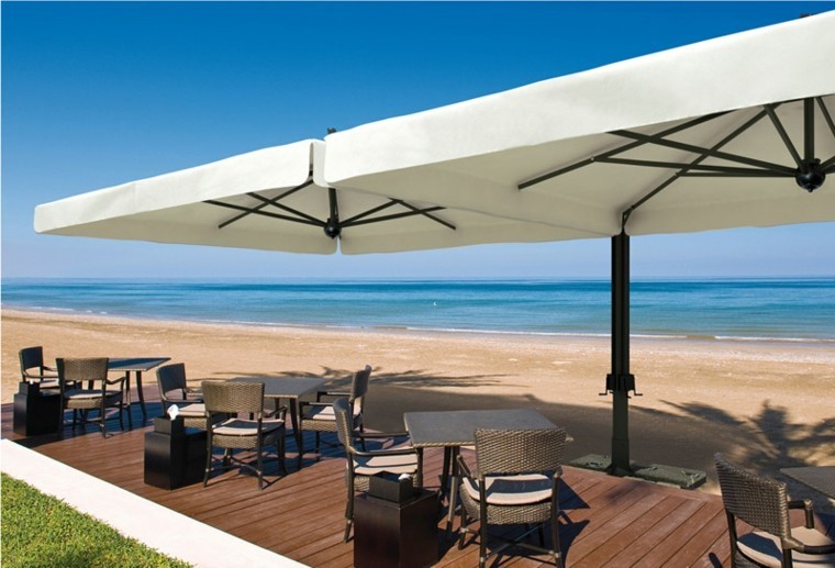parasoles grandes bar playa vistas