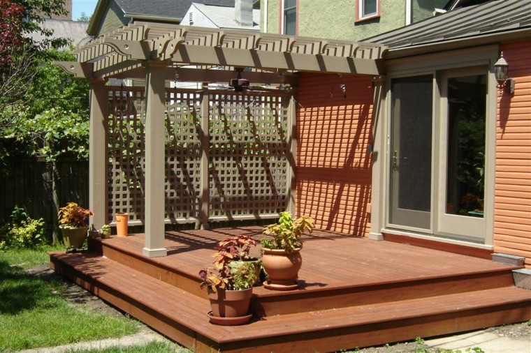 pérgola jardín porche estructura escalones