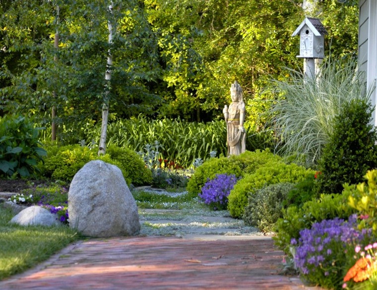 jardín de relajación roca camino estatua casa meditacion