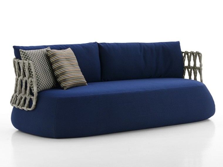 sofa azul bb cojines rayas