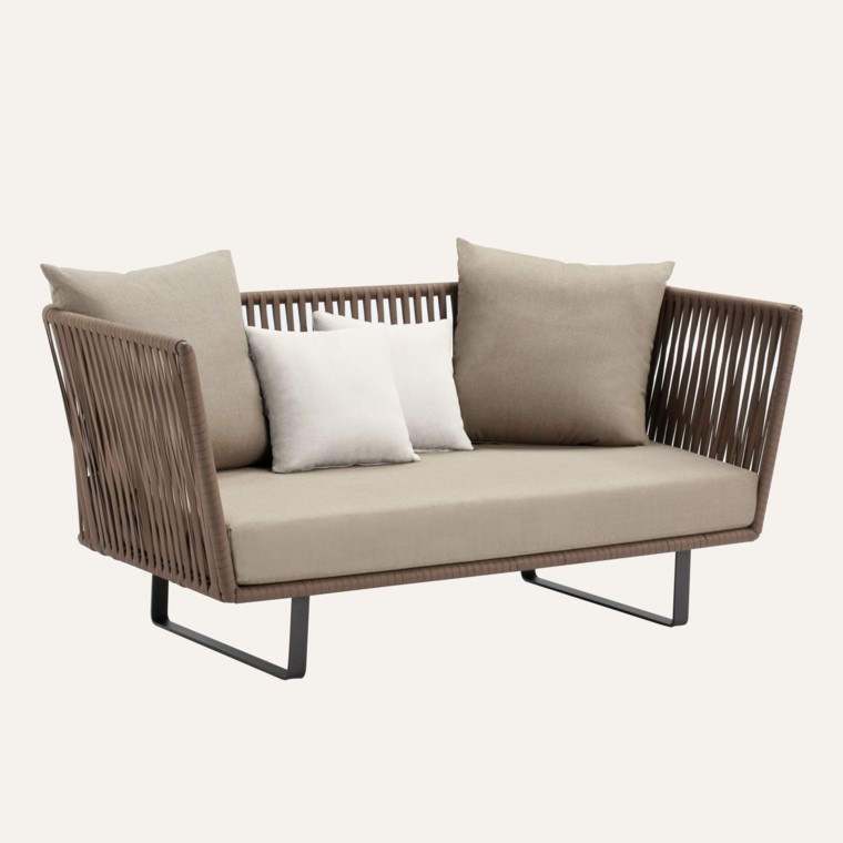 sofa bitta dos cojines cuerdas crema