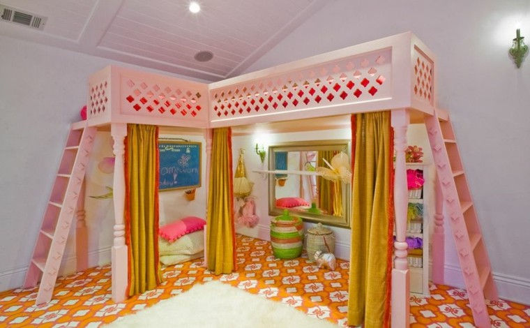 camas diseño rosa niñas jueguetes cojines