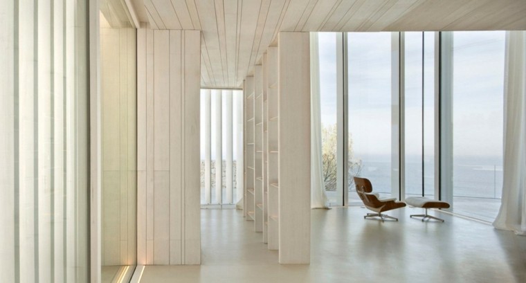 casas estilo minimalista sillon ventanales cortinas blancas modernas