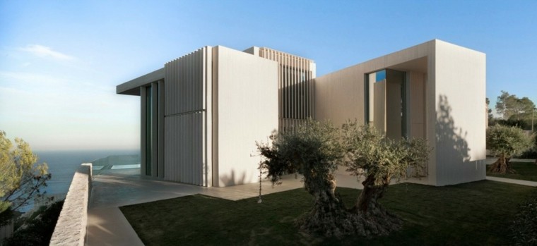 casas jardin trasero cesped arquitectura preciosa ideas