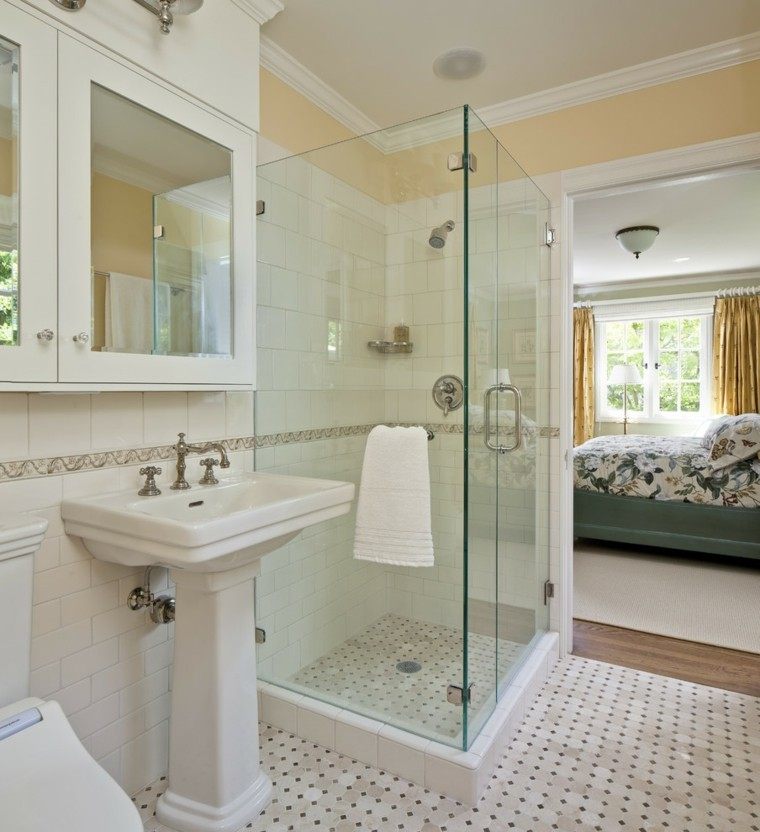 cuartos de bano con ducha lavabo estilo clasico ideas