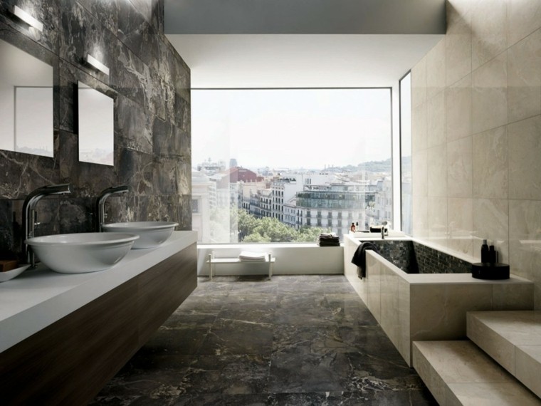 cuartos de baño con marmol madera vista pared