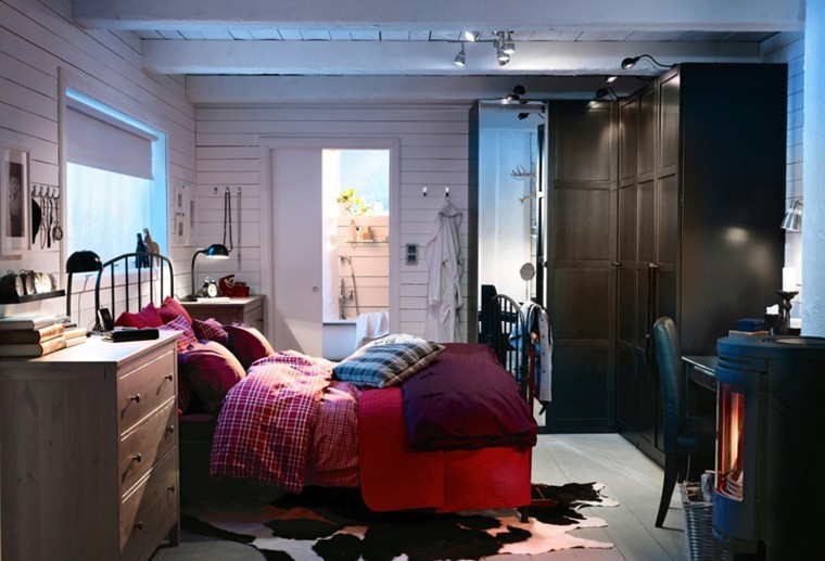dormitorio armario grande pared blanca madera moderno