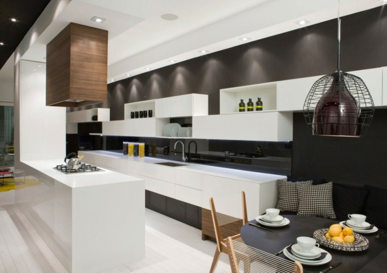estupenda cocina campana laminado madera