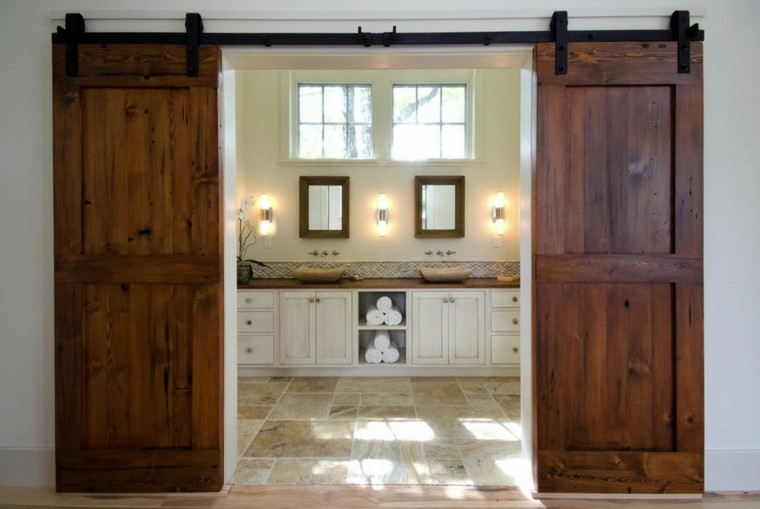 estupendo baño dos puertas correderas