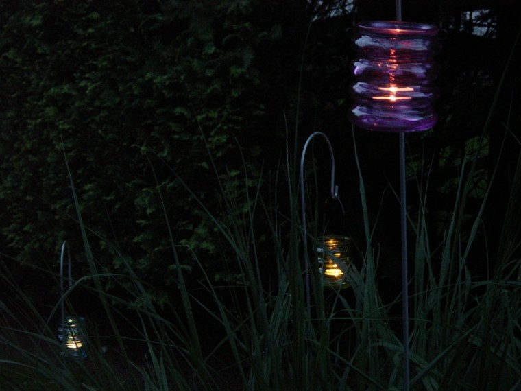 luz jardin morada tenue tarro