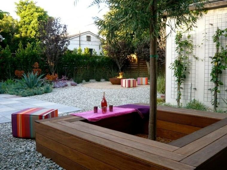 patio-diseño-jardinera-madera