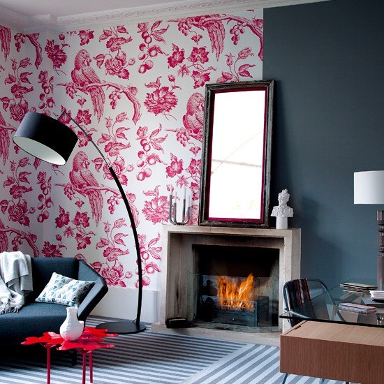 salon moderno chimenea papel pared pajaros espejo