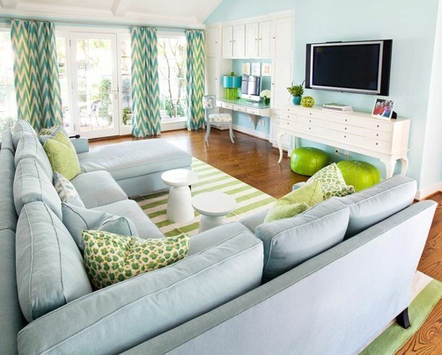 salon color verde agua sofa celeste