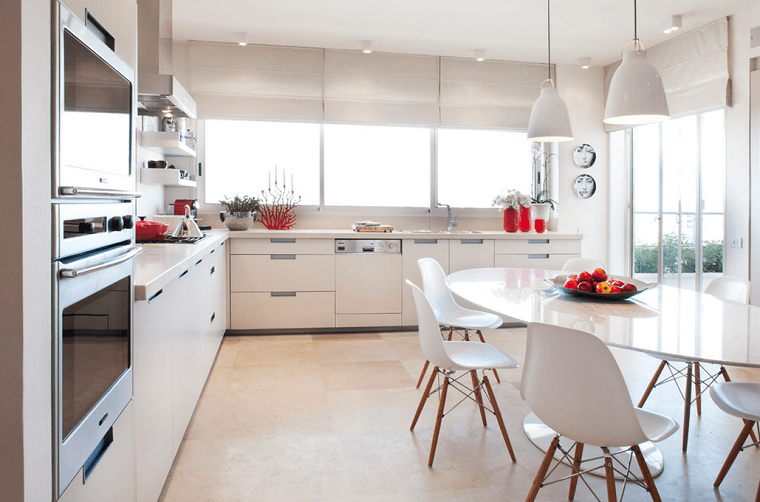 mesa blanca sillas frutas centro lampara led muebles