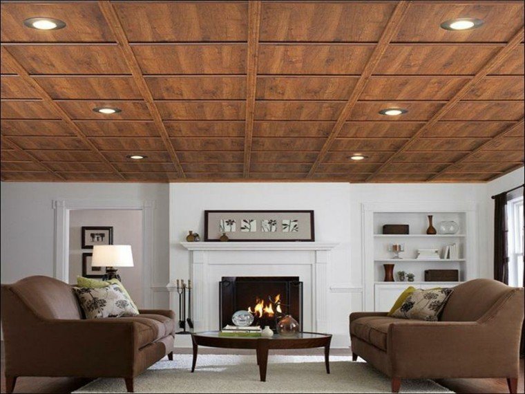 techo madera salon clasico luces