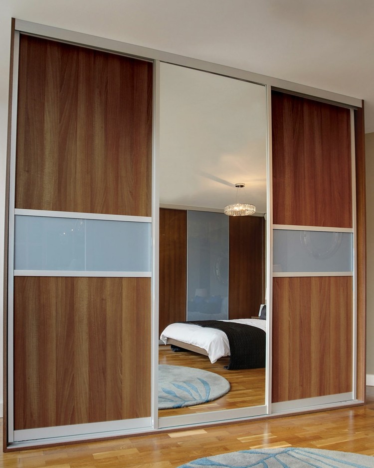 acceso habitacion cama madera diseño