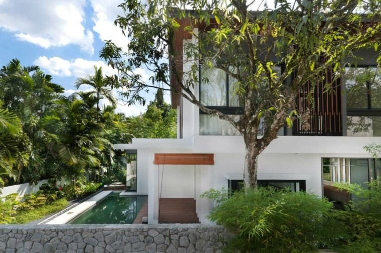 casa moderna diseño arboles piscina