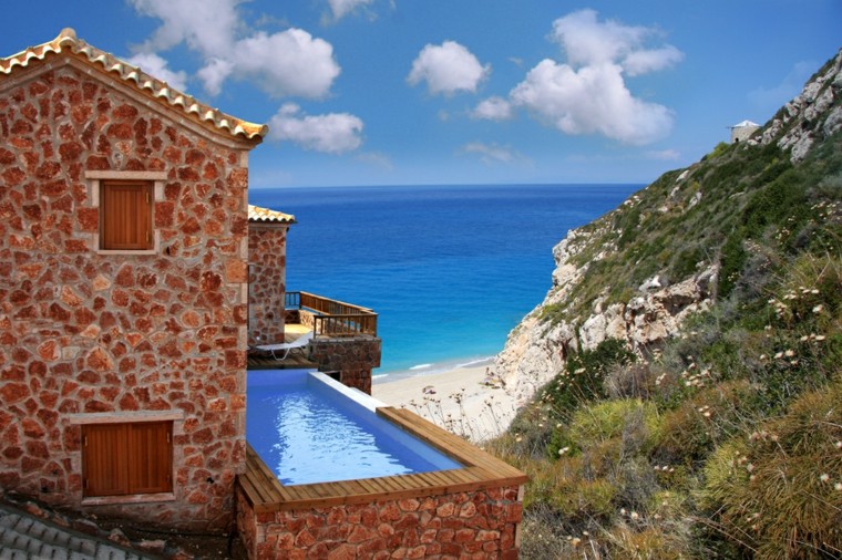 casas de piedra al estilo rústico con piscinas pequeñas casas estilo rustico piscinas pequenas ideas