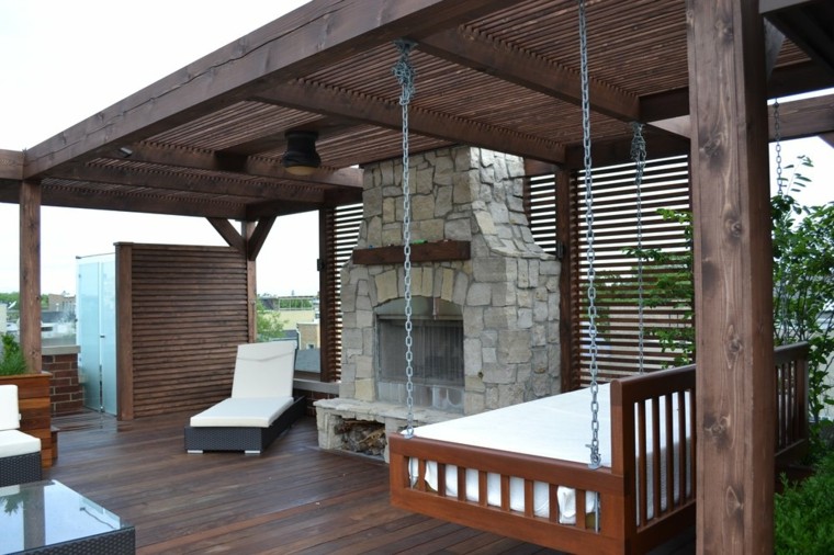chimenea exterior cadenas madera fuego