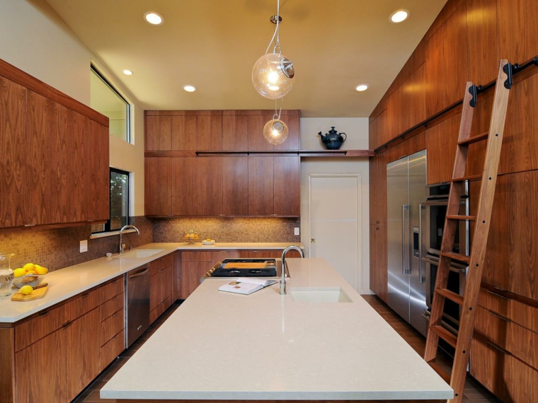 diseño de cocina moderna con muebles de madera diseño cocina moderna madera escaleras