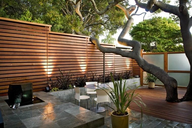 diseño jardin moderno fuente arbol