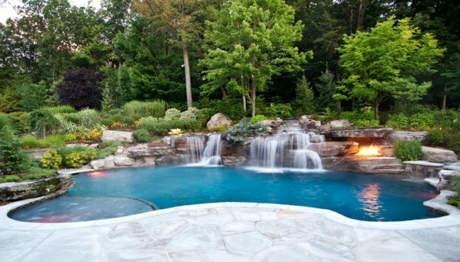 diseño piscina cataratas chimenea cascada