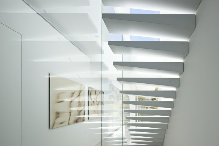 escalera moderna casa luces pared