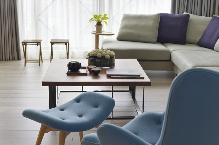 interiores minimalistas mesa cafe madera taburetes ideas