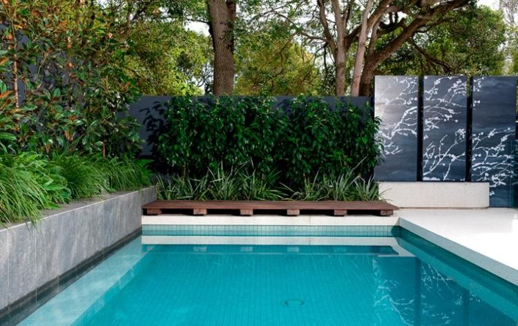 jardin piscina plantas mosaico ceramica