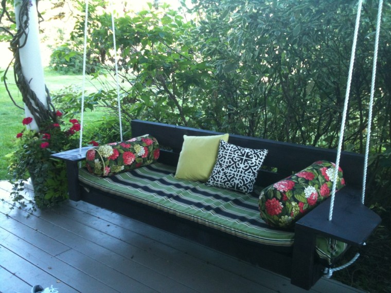madera negro sofa jardin floreado