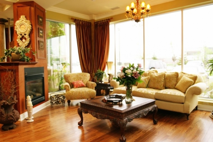 Muebles de salón estilo victoriano precioso