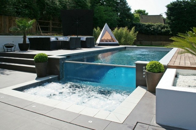 diseño piscina moderna jacuzzi pequeño