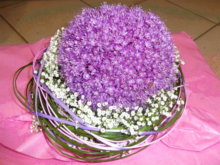 ramos de flores silvestres purpura blanco ideas