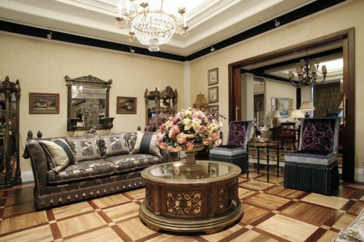 Muebles de salón estilo victoriano precioso